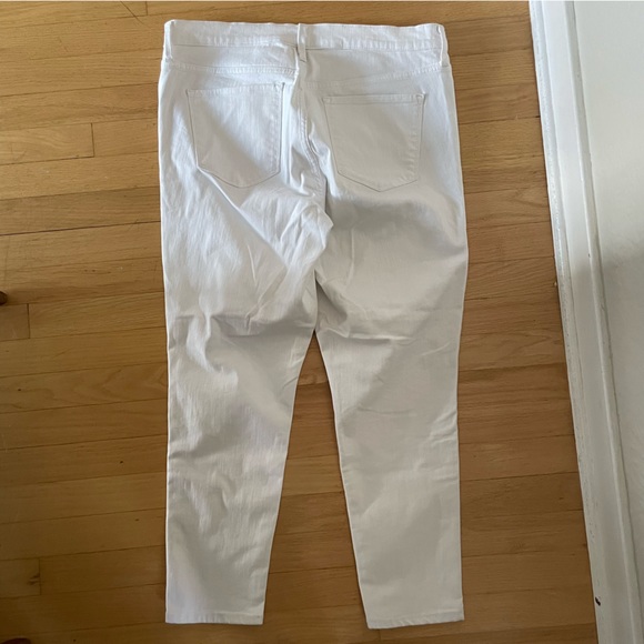 Gap White Jeans - Picture 4 of 4